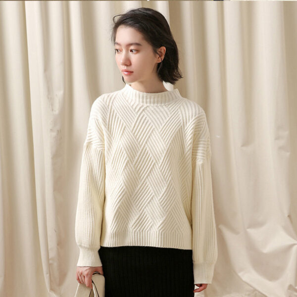 The Casual Alpaca Garment Sweater for women - Image 6